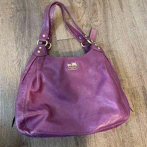 Classic coach shoulder bag